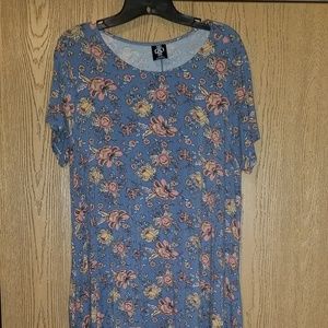 Agnes and Dora Swing